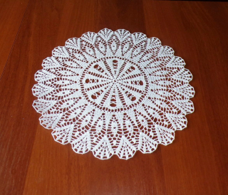 Háčkovaná dečka kulatá 32 cm bílá - Nicol